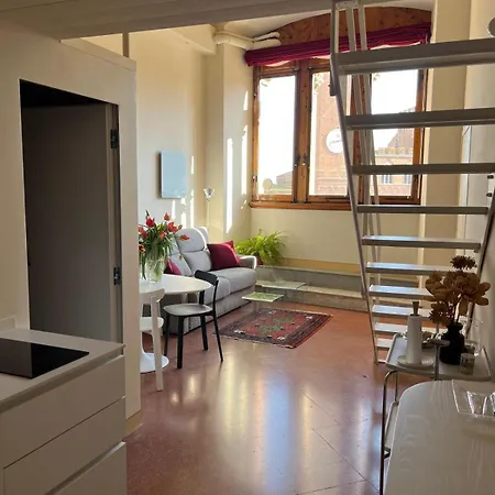 Via Banchi Di Sotto, 8 - Piazza Del Campo 시에나